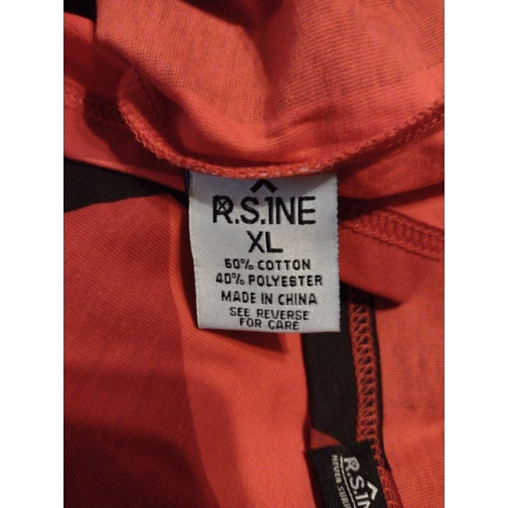 NWT New RS1NE Scrilla Graphic Logo Print T-shirt True Size Is Large L Red S/S - Picture 8 of 12